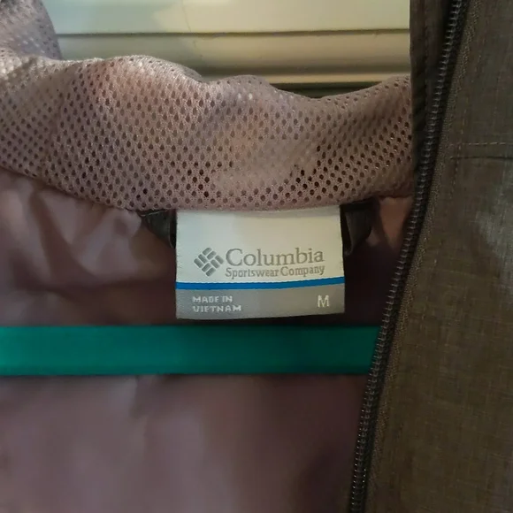 Columbia Omni Tech Rain Jacket - Picture 2 of 5